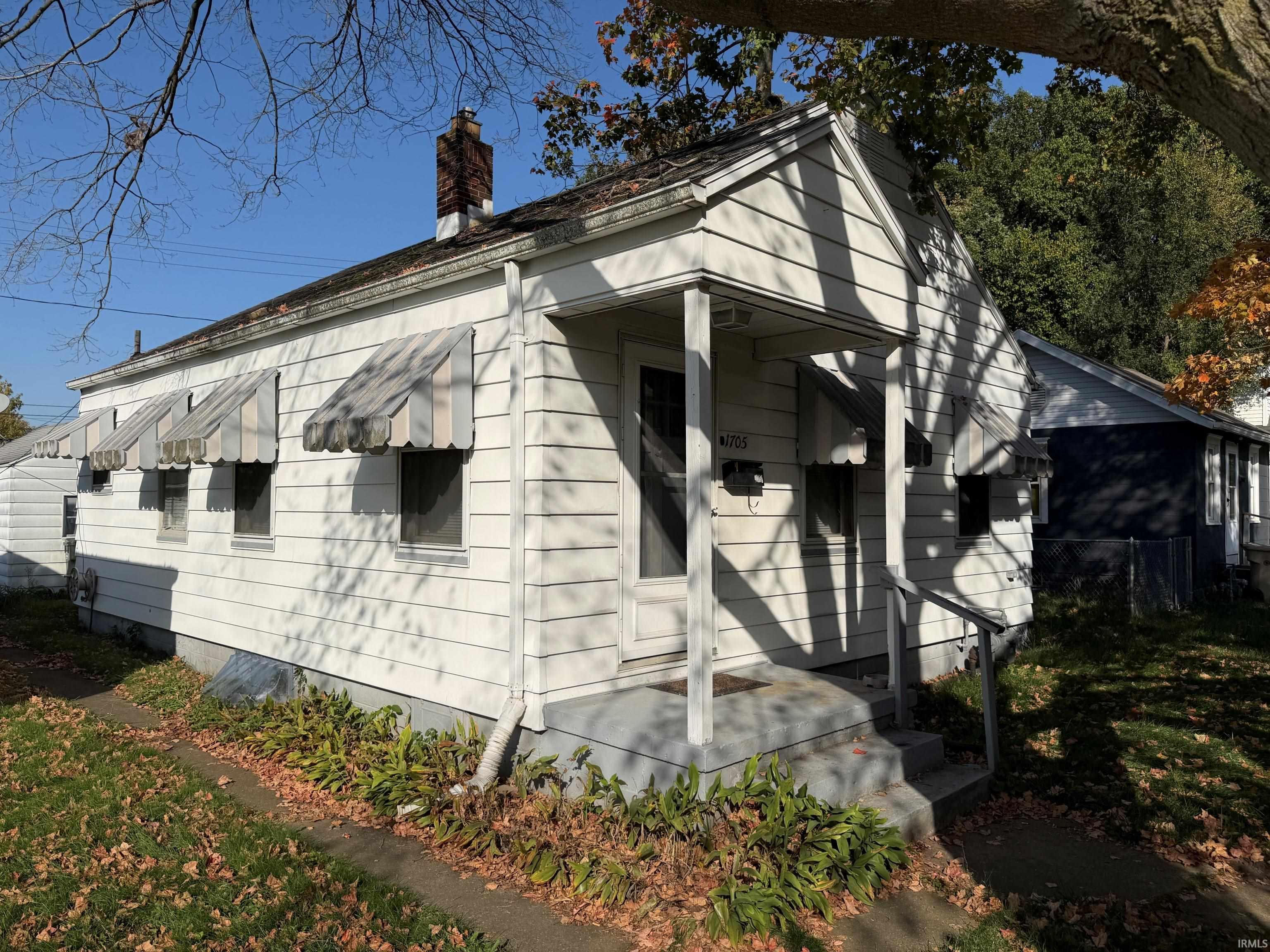 1705 E Bowman Street — photo