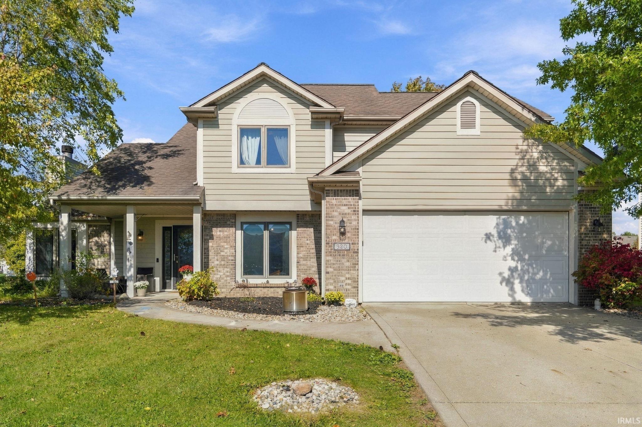 920 Windsor Lake Drive — photo
