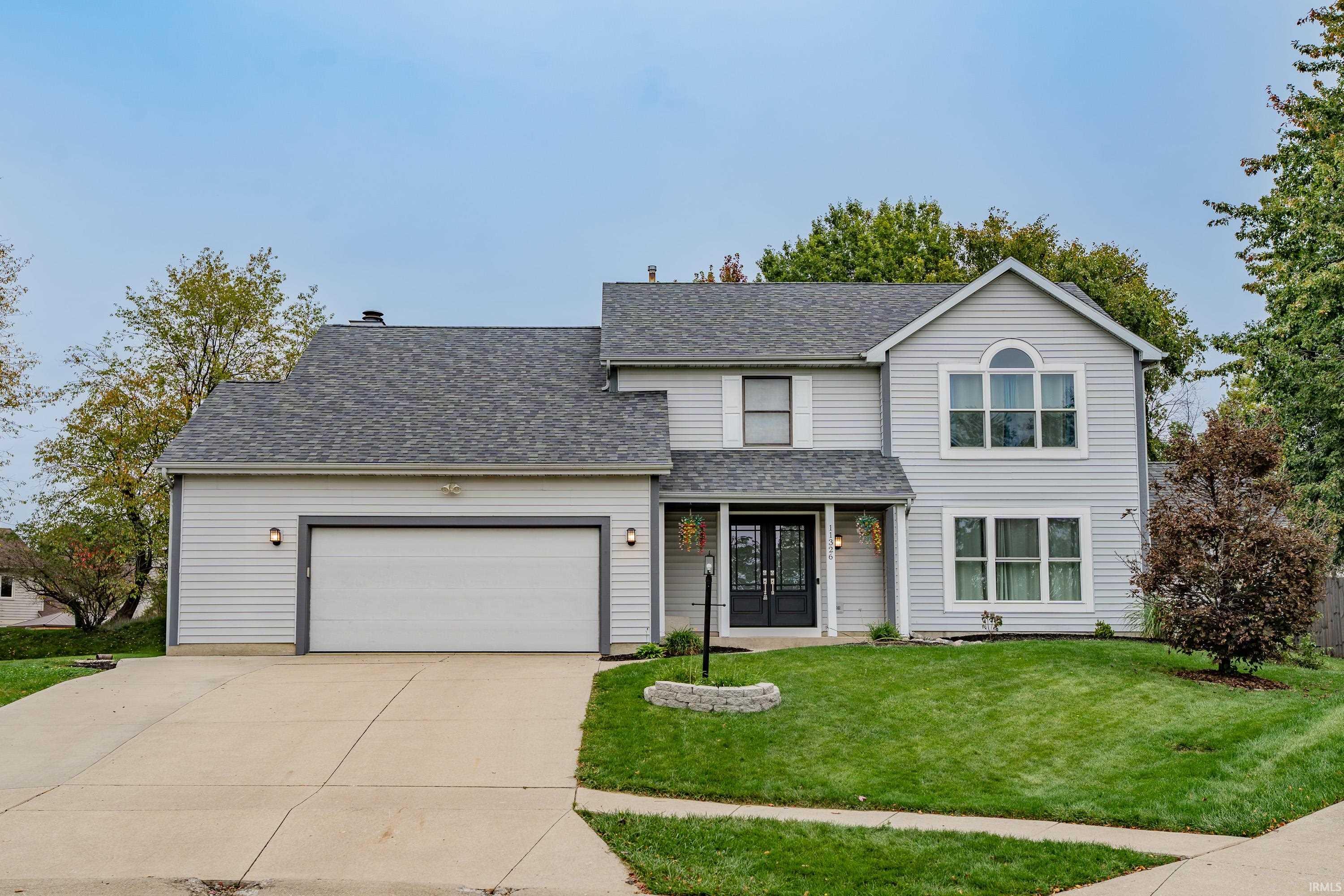 11326 Lyndhurst Court — photo
