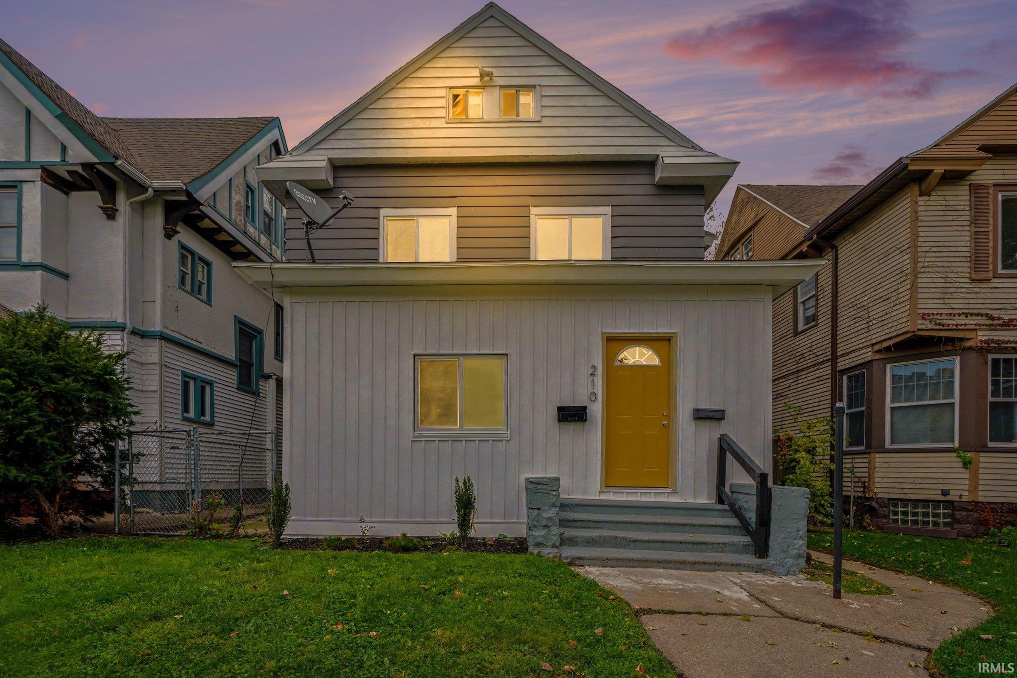 210 S Taylor Street — photo