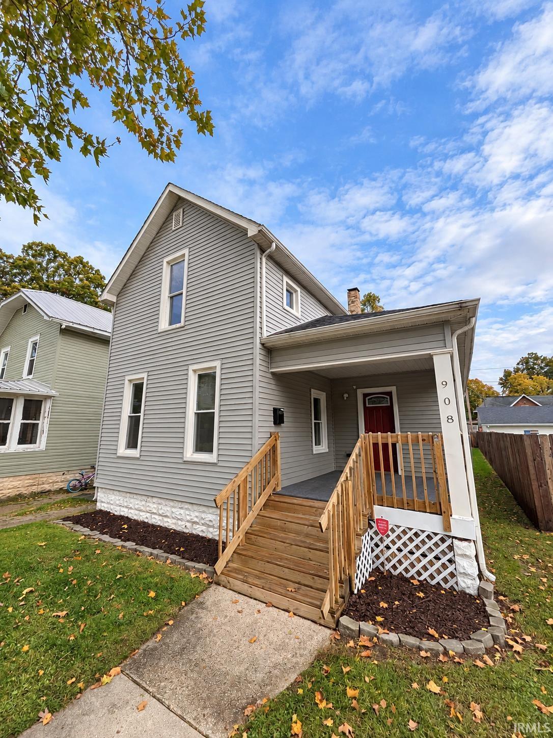 908 Cedar Street — photo