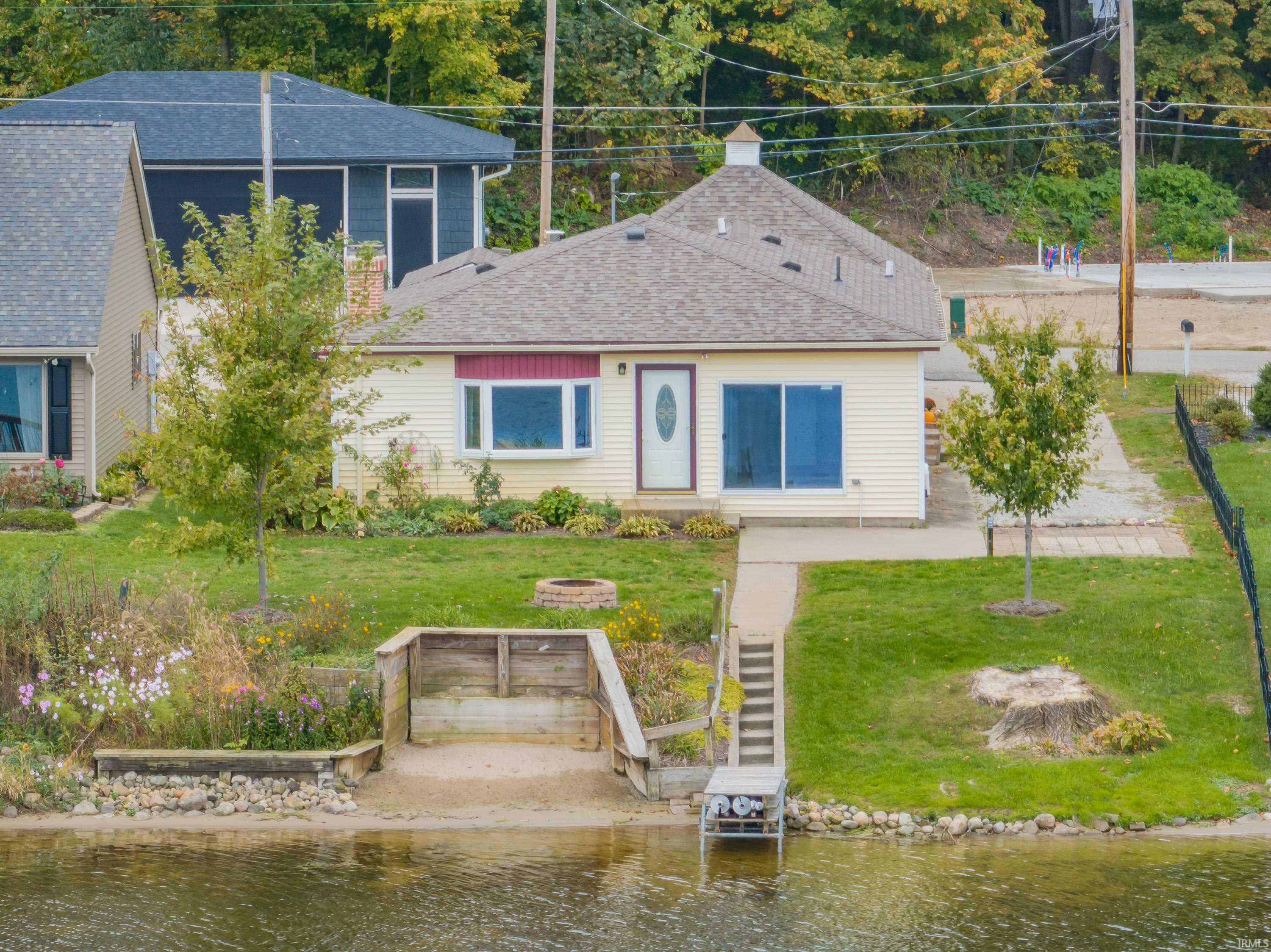 3628 W Lakeshore Drive — photo