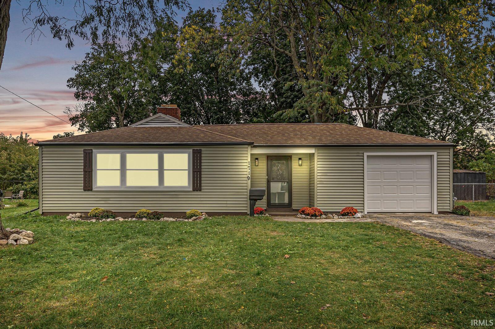 1719 Hilltop Drive — photo