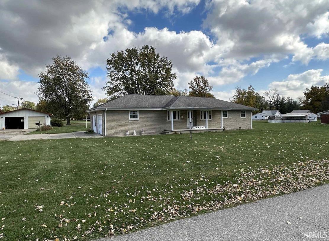 126 N Maple Street — photo