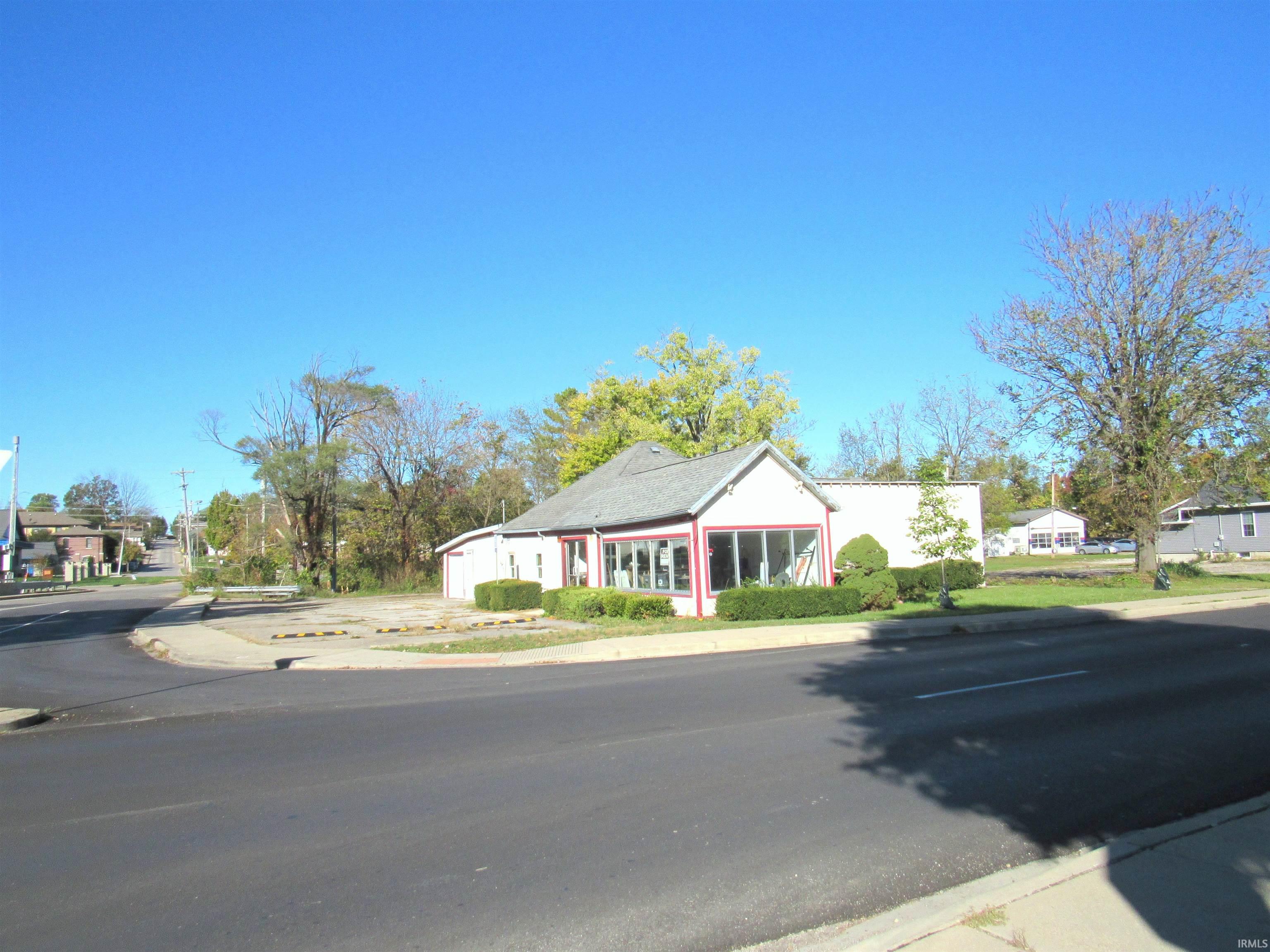 756 S Walnut Street — photo