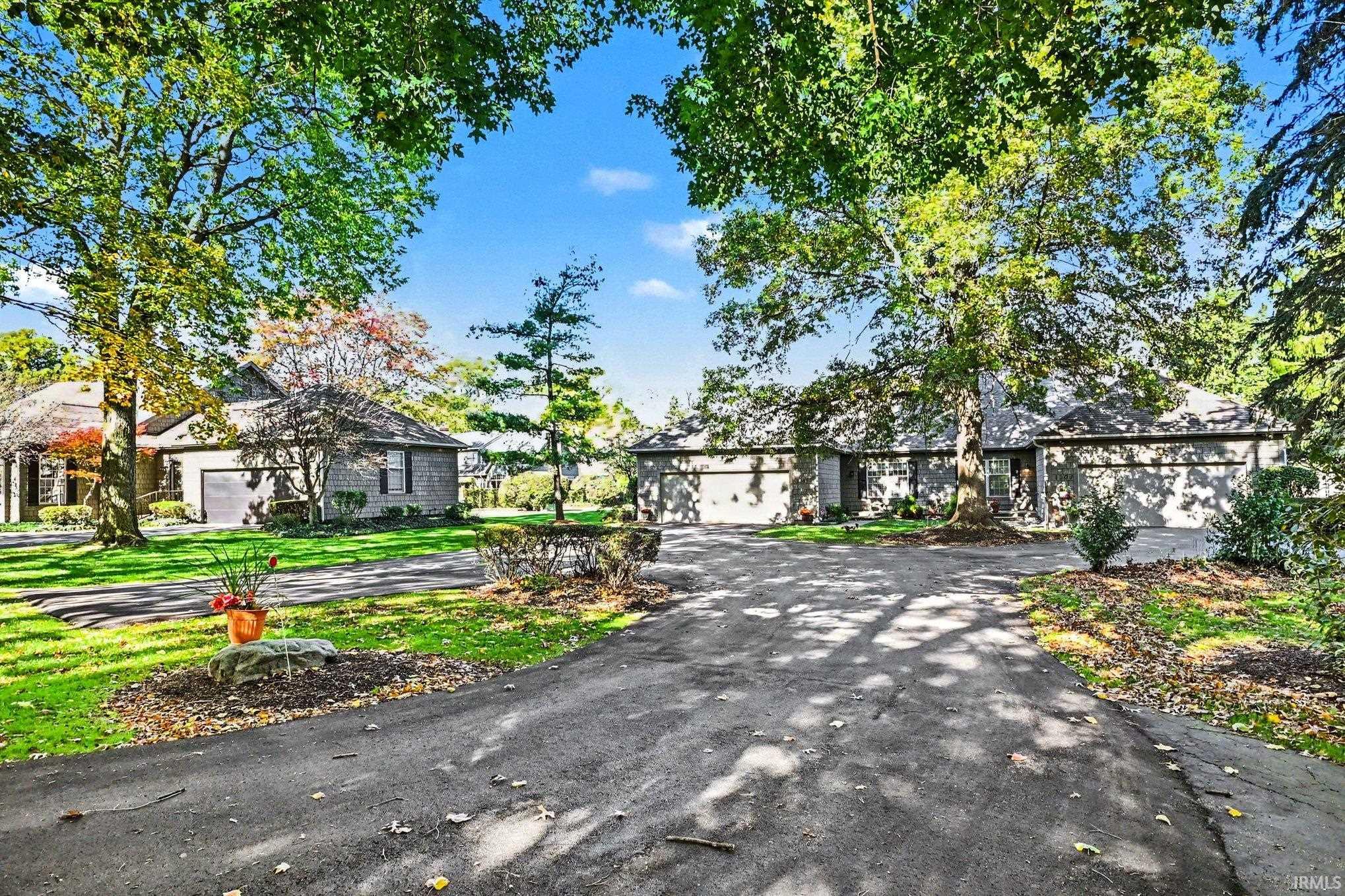 1309 E Erskine Manor Hill Drive — photo