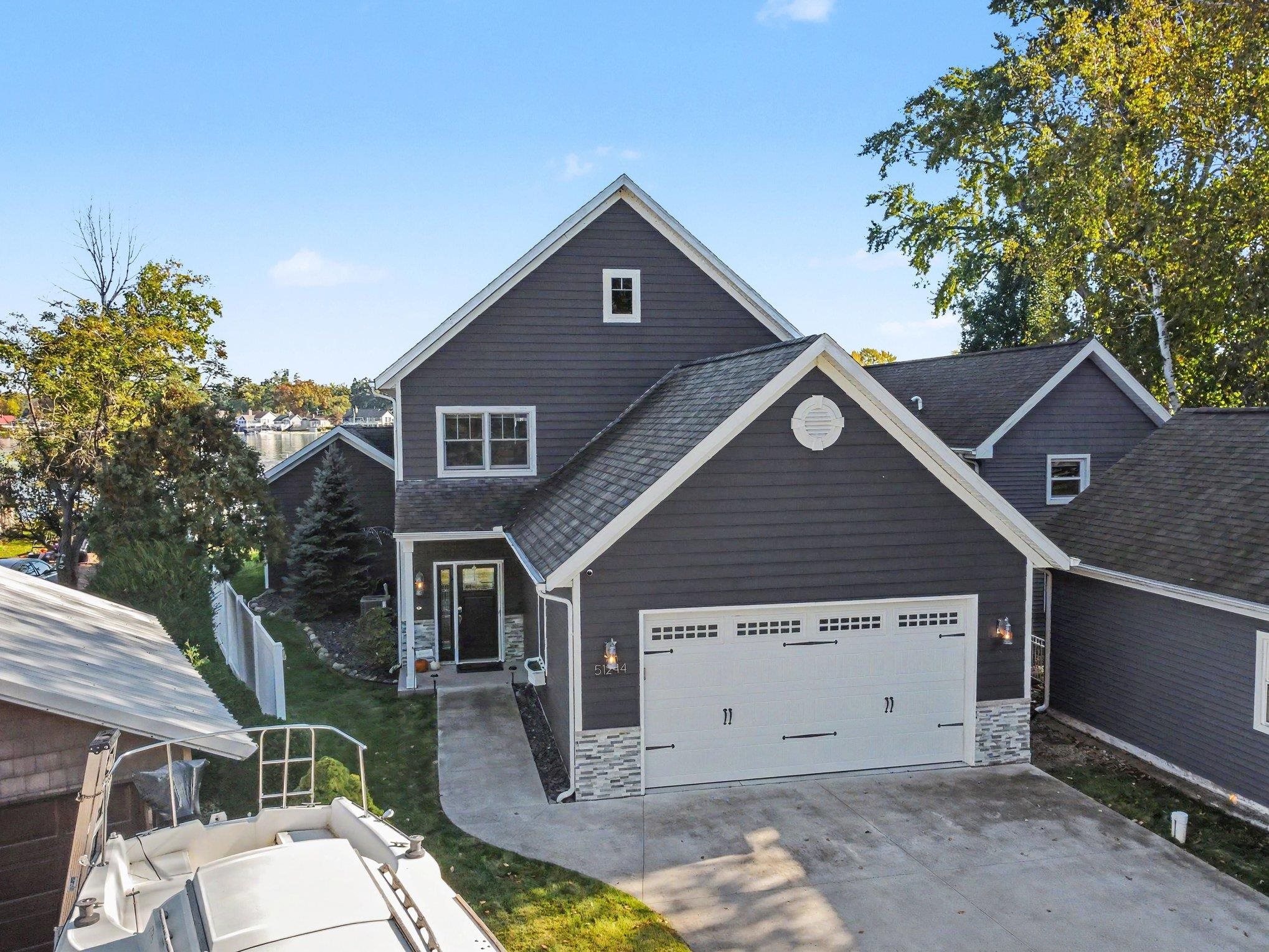 51244 N Shore Drive — photo