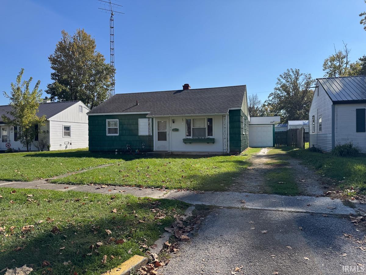 635 E North Street — photo