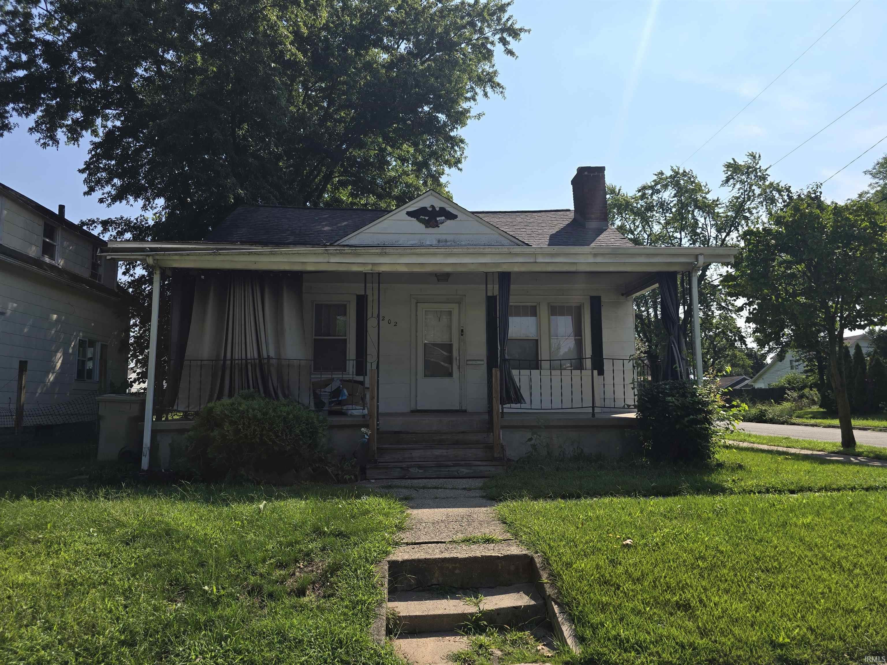 1202 J Johnson Street — photo