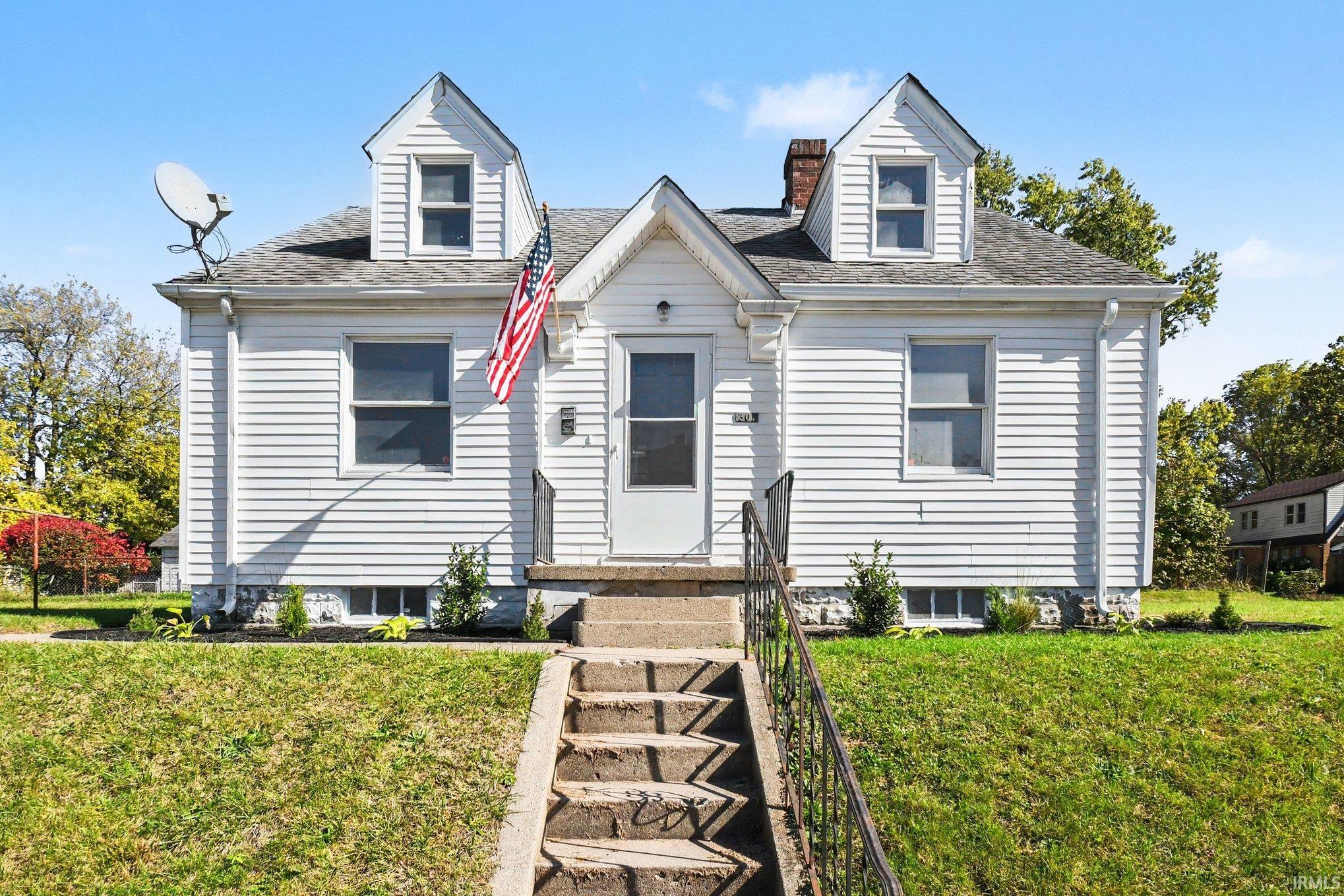 301 Altgeld Street — photo
