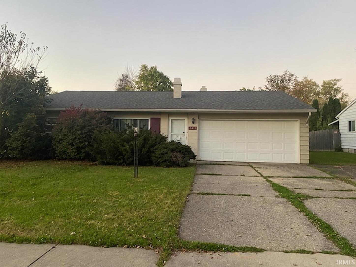 4415 Alverado Drive — photo
