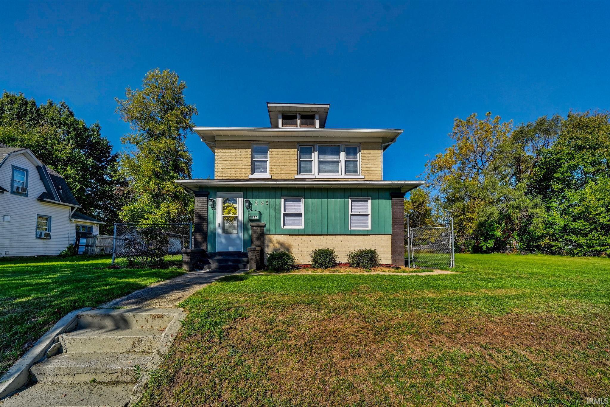 225 E Donald Street — photo