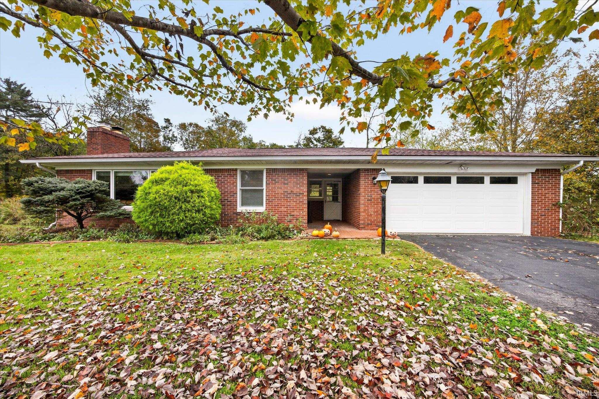 3795 E Robin Road — photo