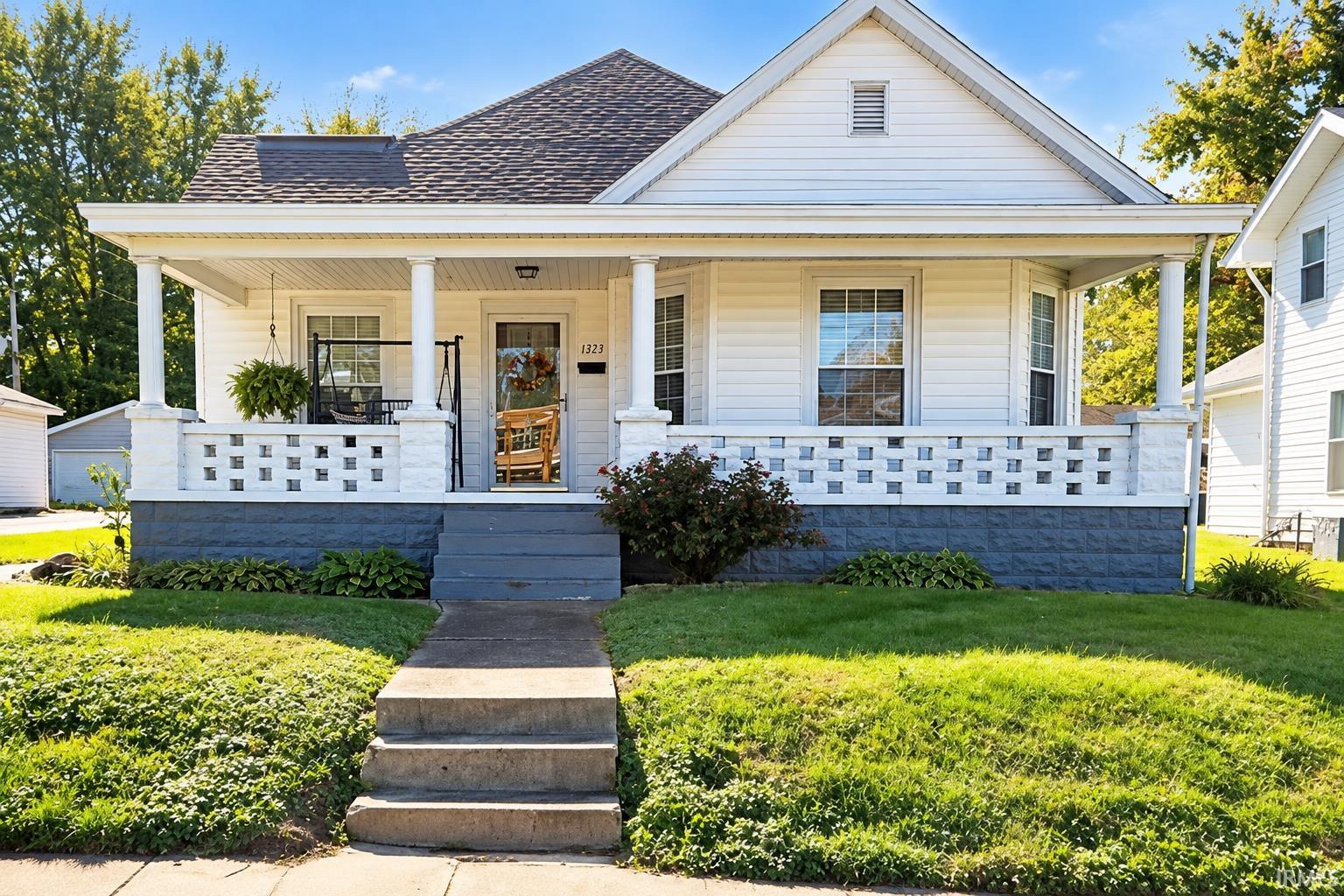 1323 E Walnut Street — photo