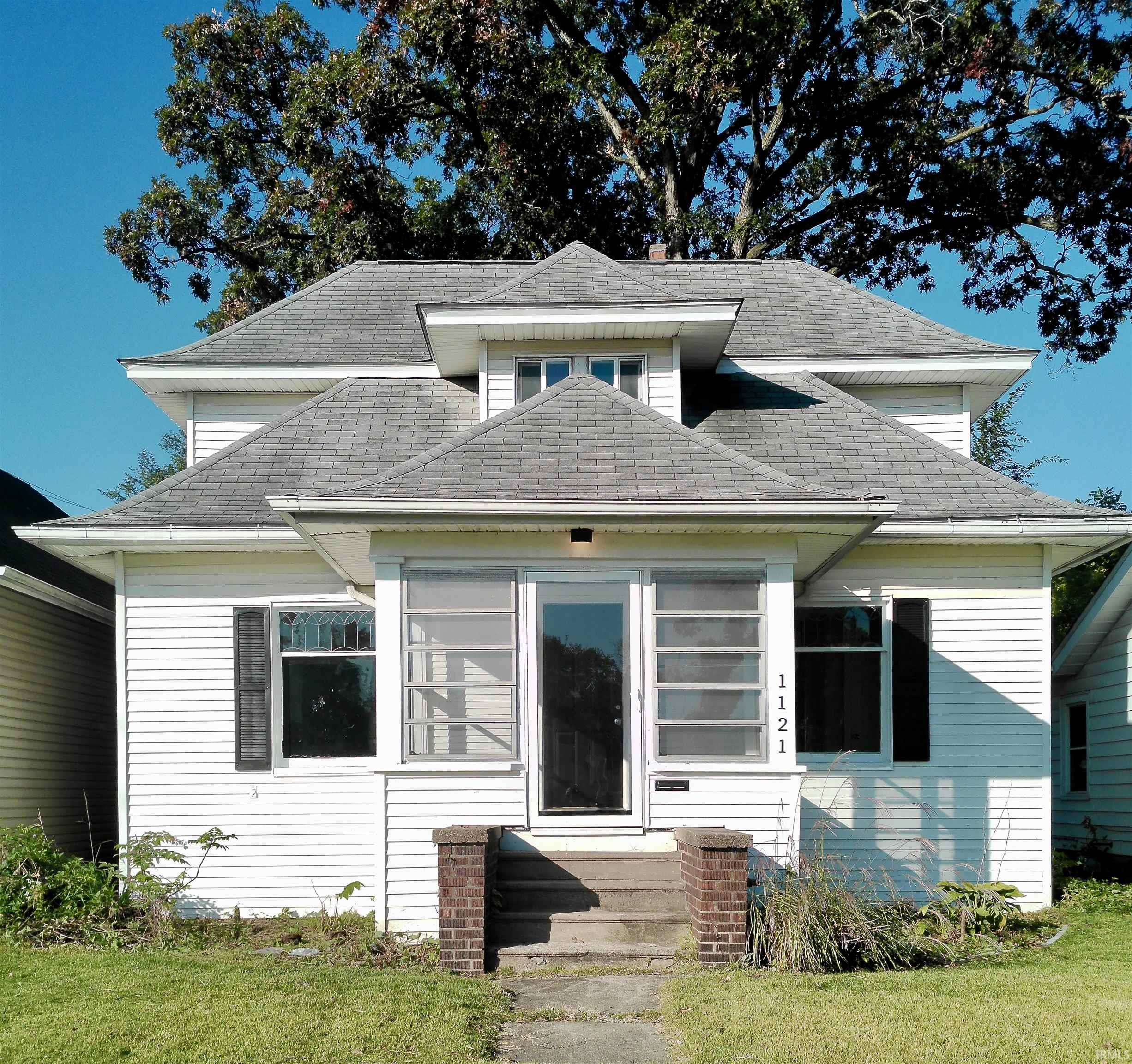 1121 S Ironwood Drive — photo