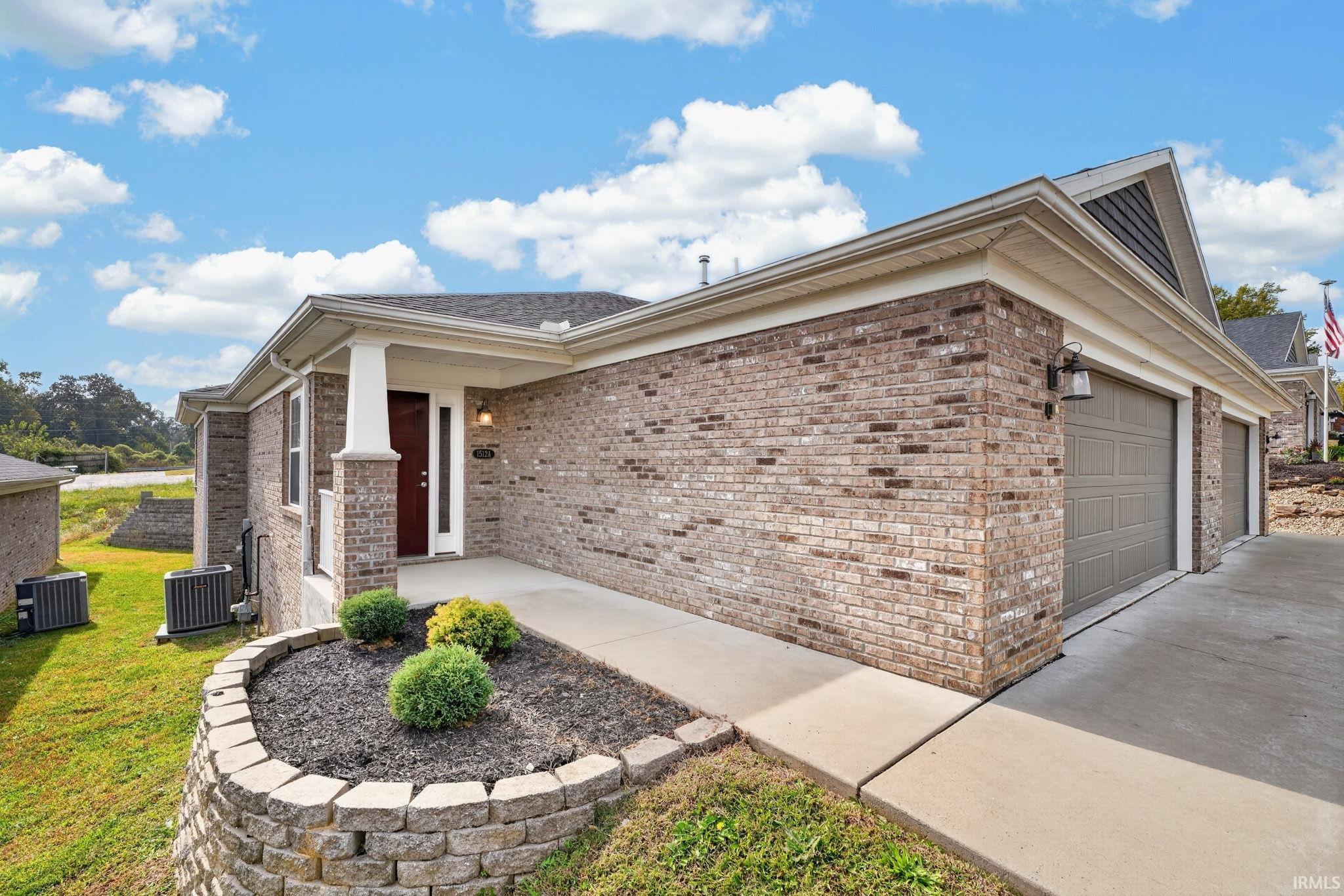 1512 Kennel Drive — photo