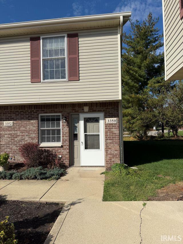 3350 S Oaklawn Circle — photo