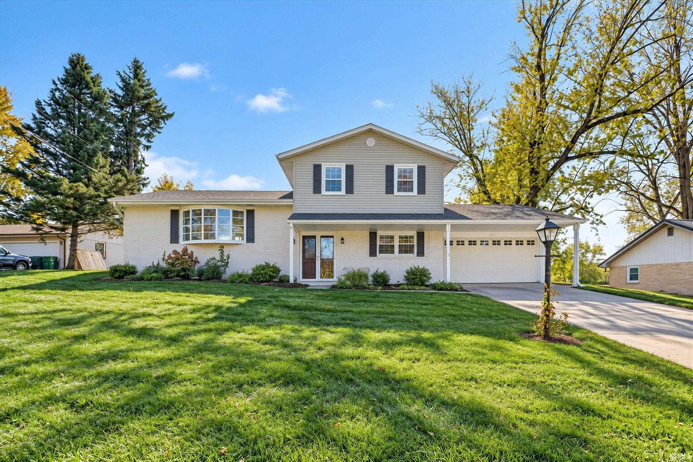 4305 E Maple Manor Parkway — photo