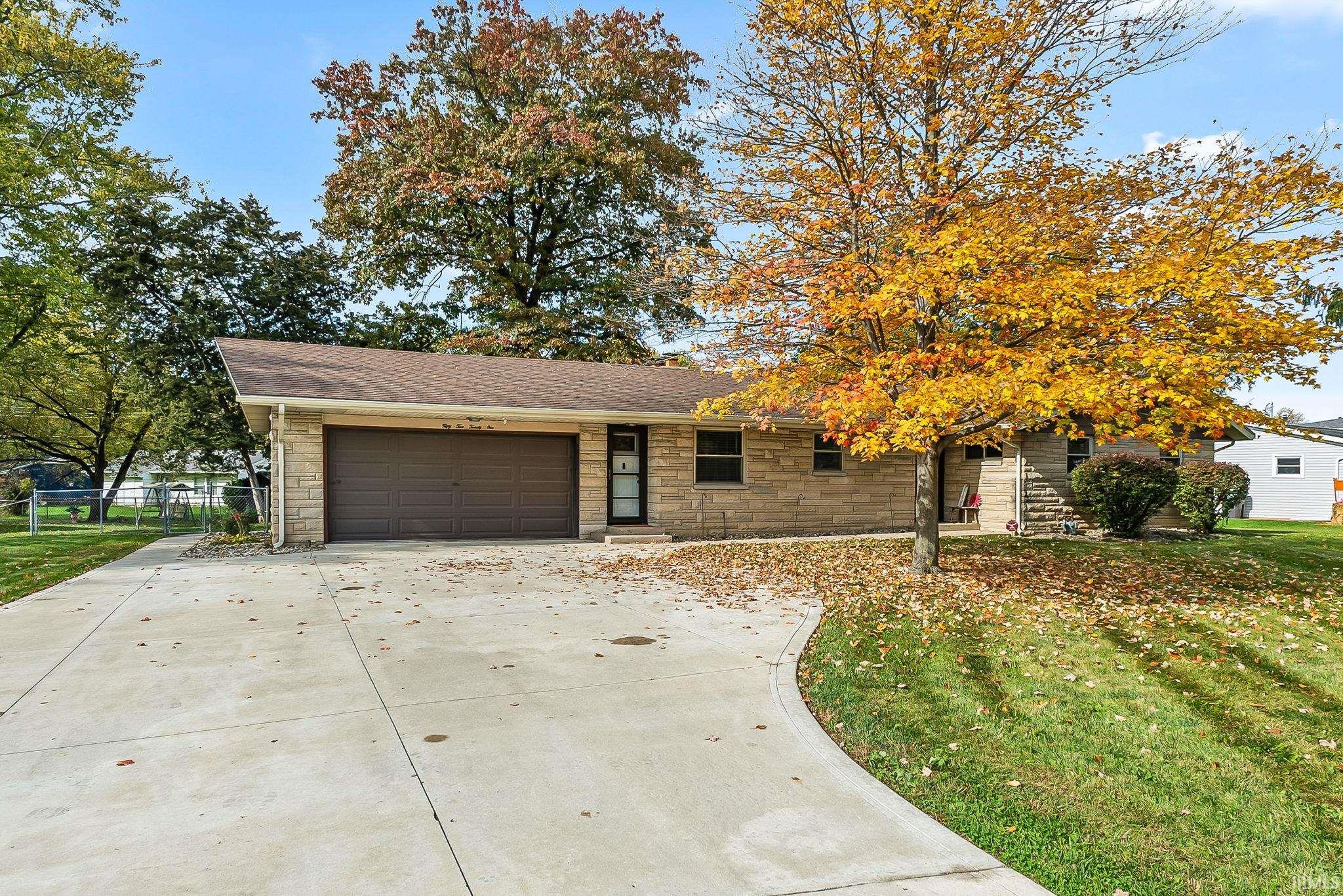 5221 Woodway Drive — photo
