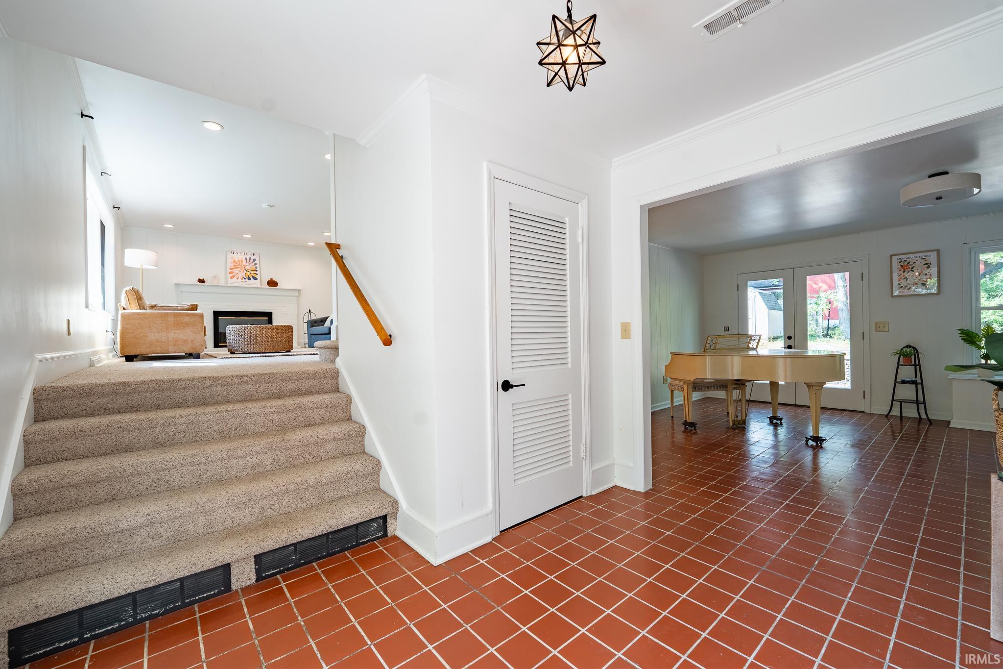 2001 E Southdowns Drive, Bloomington, IN 47401 — photo 3