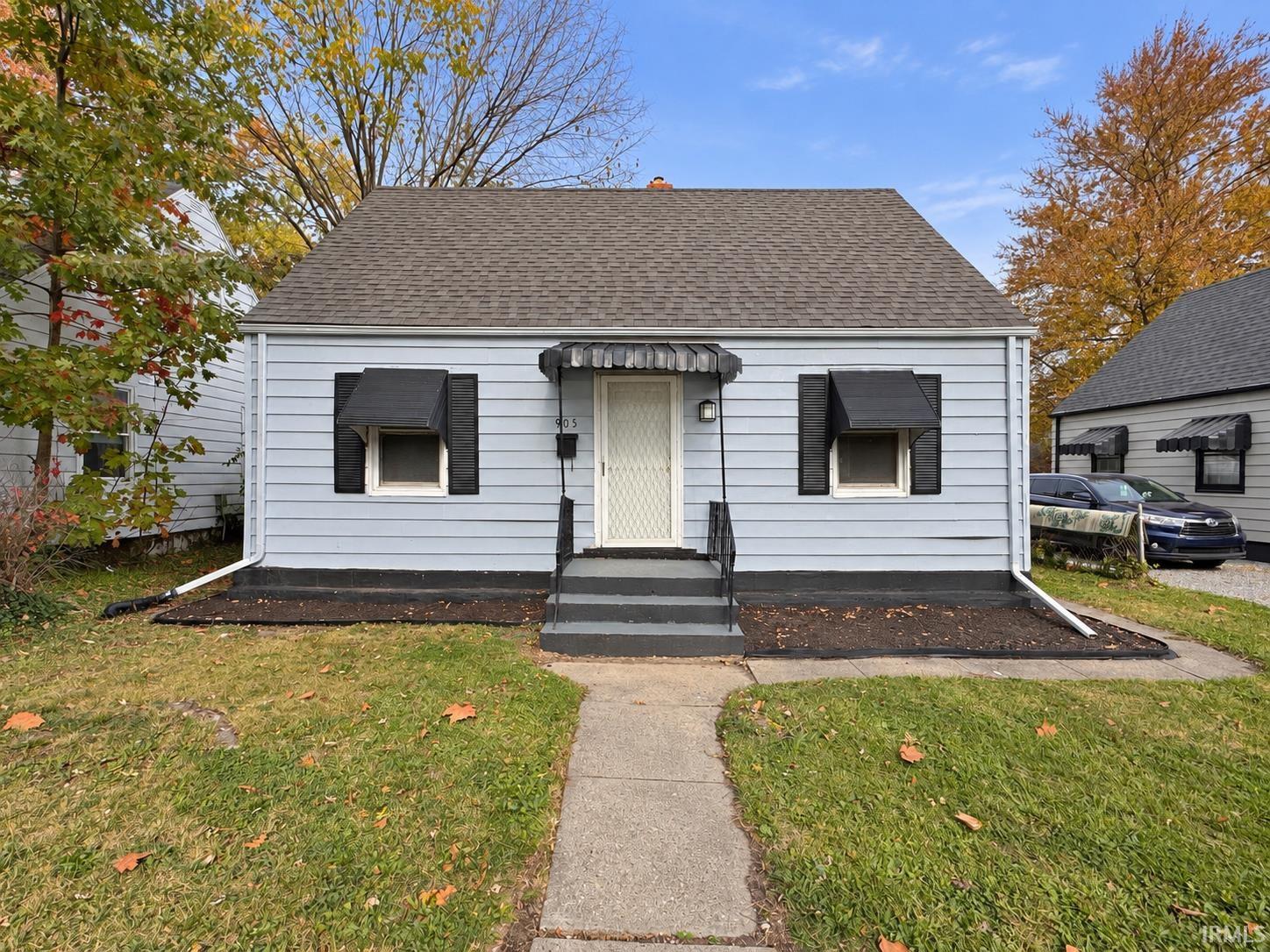 905 Mckinnie Avenue — photo