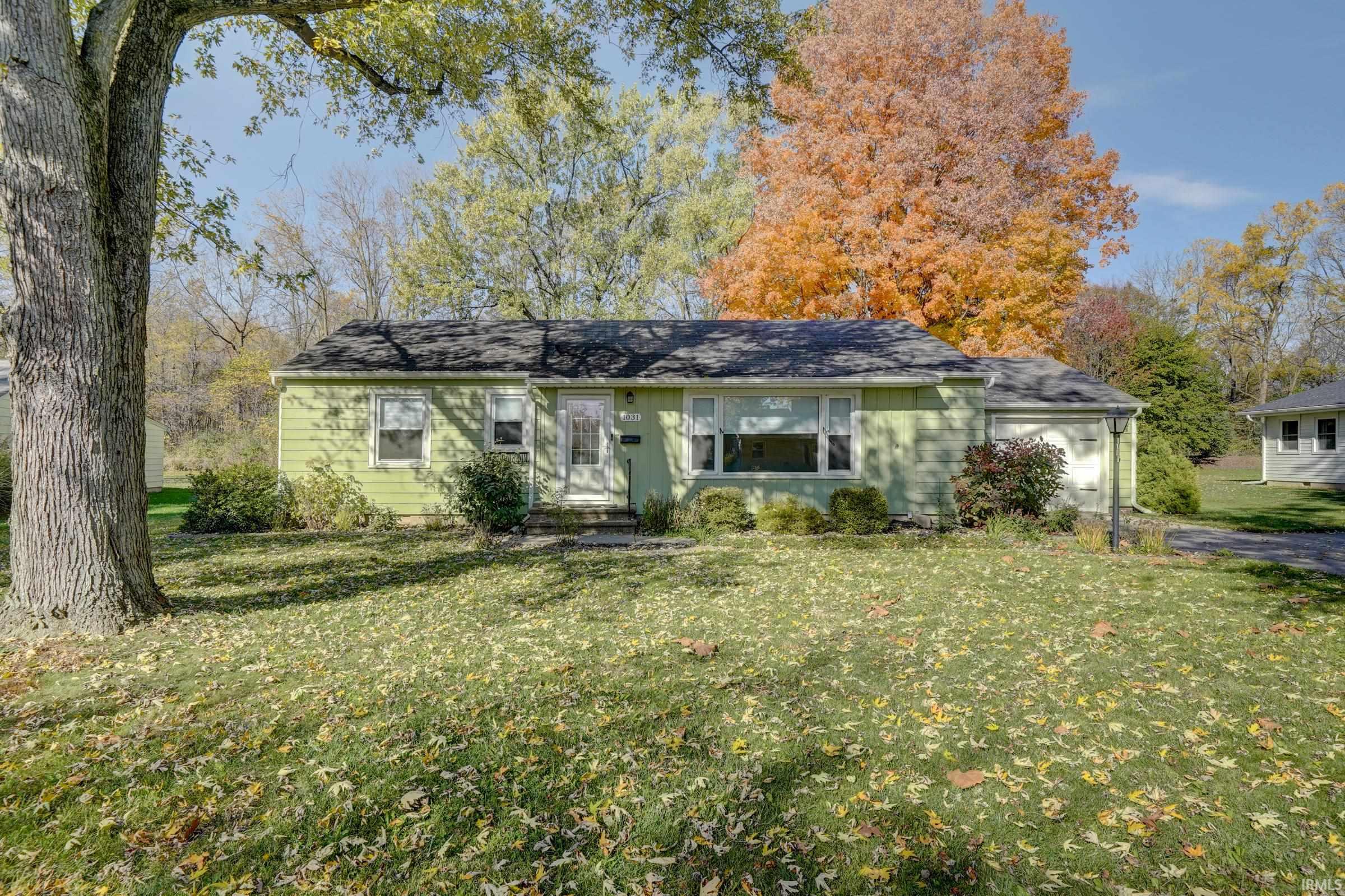 1031 N Van Buren Street — photo