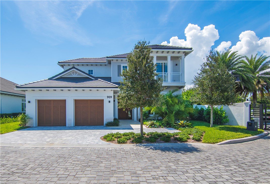 909 Surfsedge Way — photo
