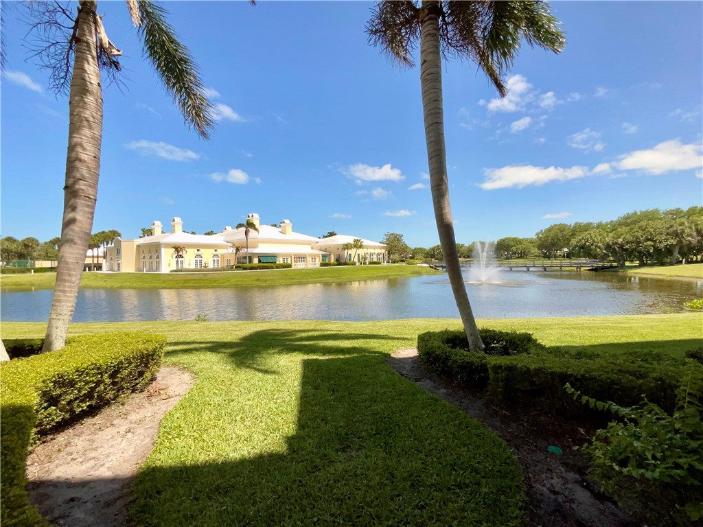 1510 Oak Harbor Boulevard 102 — photo