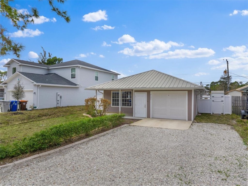 Home in Vero Beach, FL 32966 — photo 2