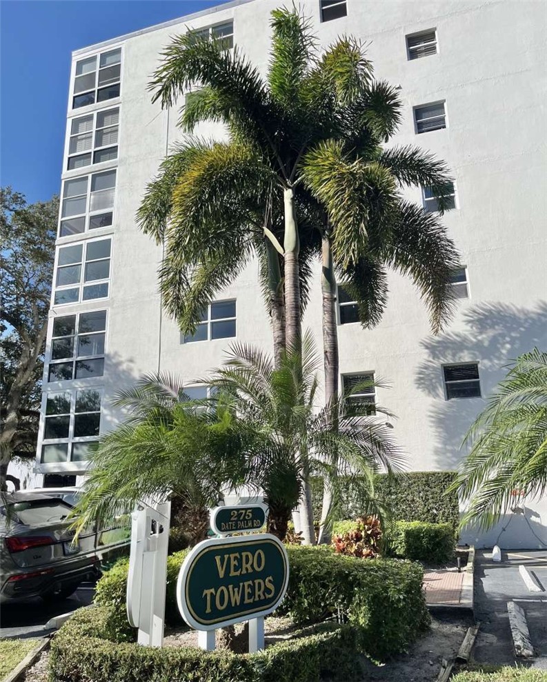 275 Date Palm Road 704 — photo