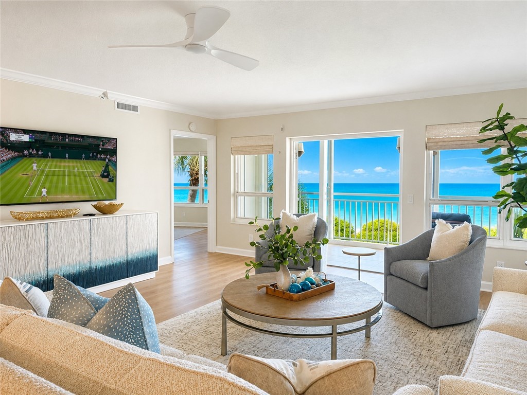 8814 S Sea Oaks Way 304 — photo