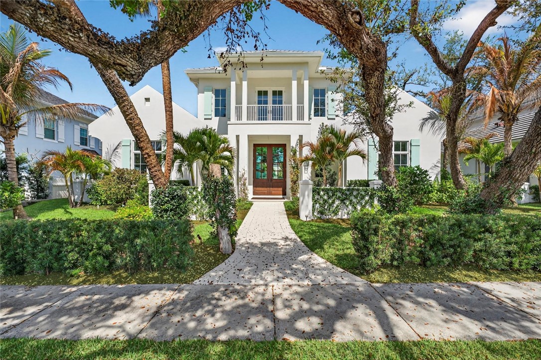 765 Azalea Lane — photo