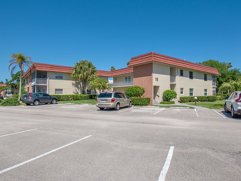 15 Vista Palm Lane 102 — photo