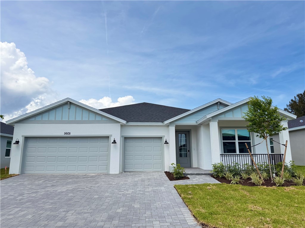 5605 Hampton Park Circle — photo