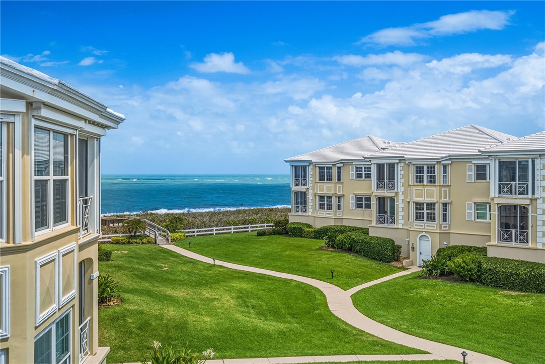 1150 Reef Road a8 — photo