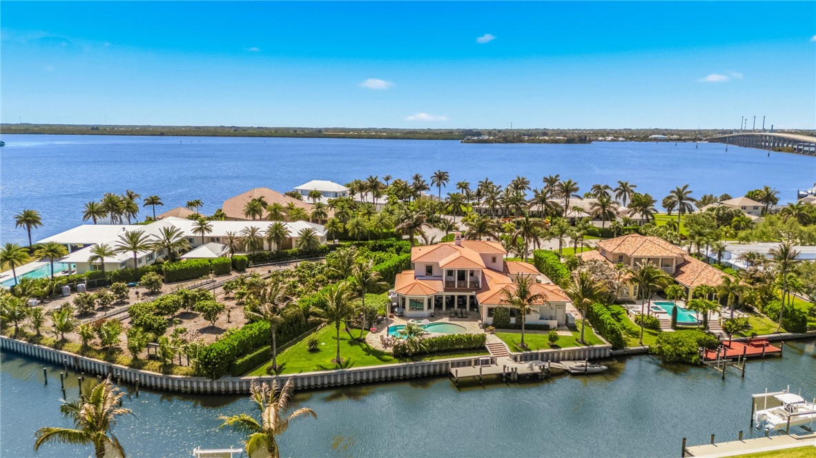 1520 Indian Bay Drive — photo