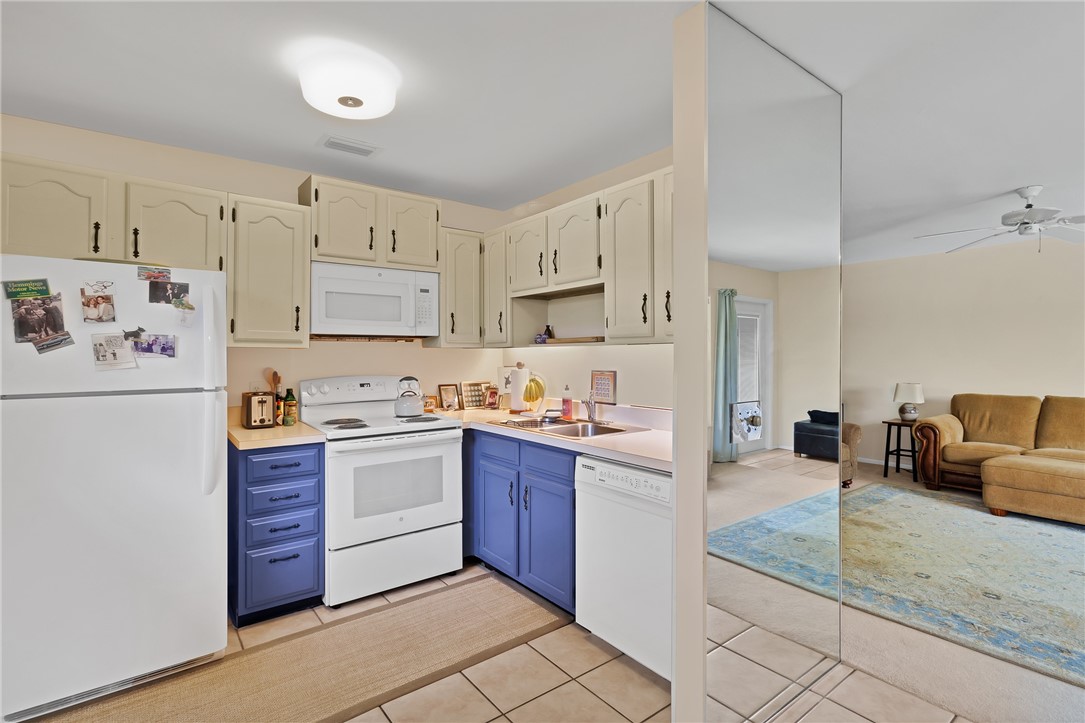Home in Vero Beach, FL 32962 — photo 3