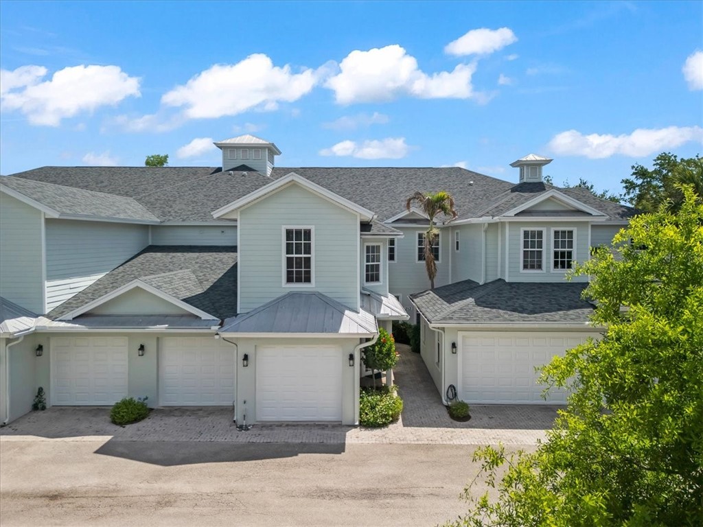 2340 Water Oaks Court 223 — photo