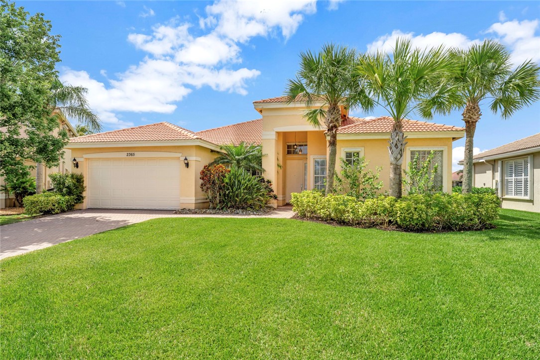 2365 Lake Ibis Lane SW — photo