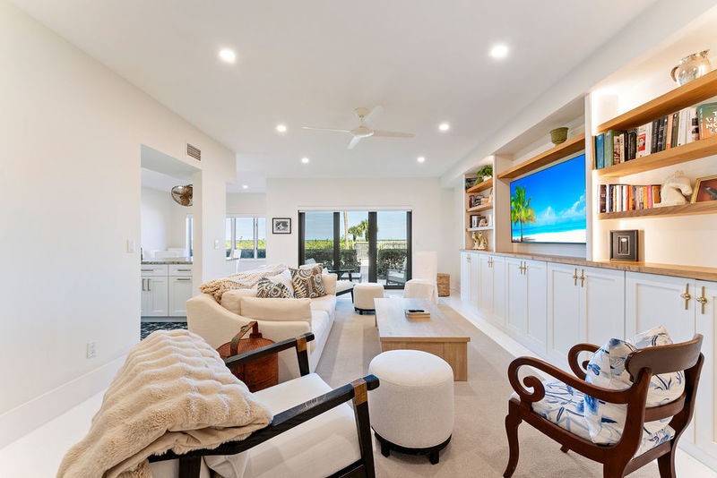 1616 Ocean Drive 107 — photo