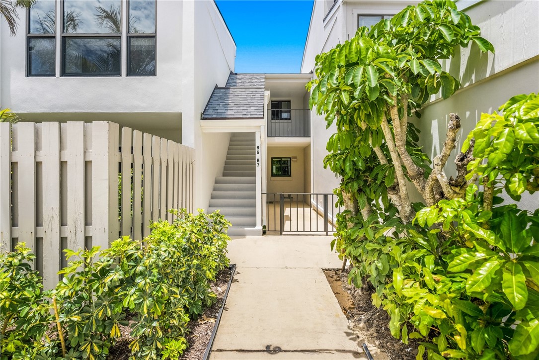 1155 Reef Road B-7 — photo