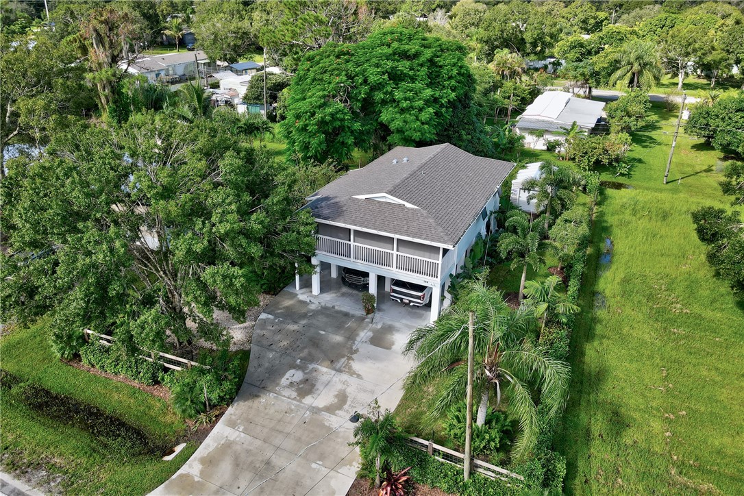184 S Willow Street — photo
