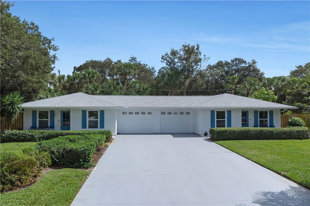 9430+9436 Seagrape Drive — photo