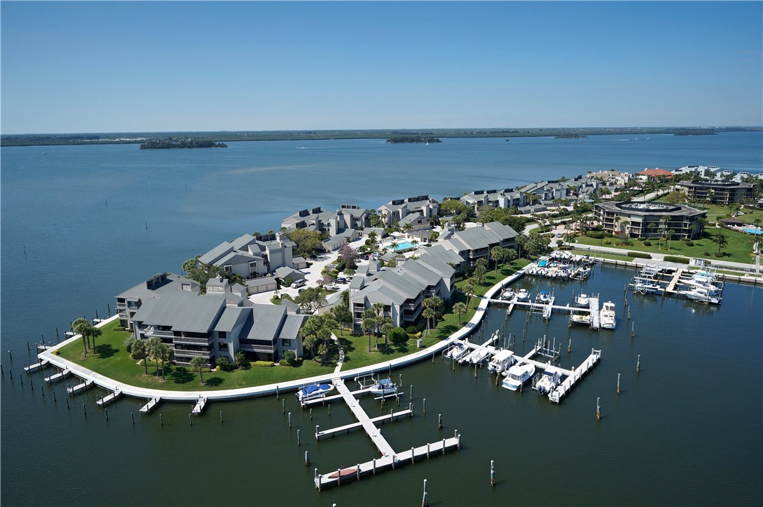 1880 Bay Road 220-I — photo