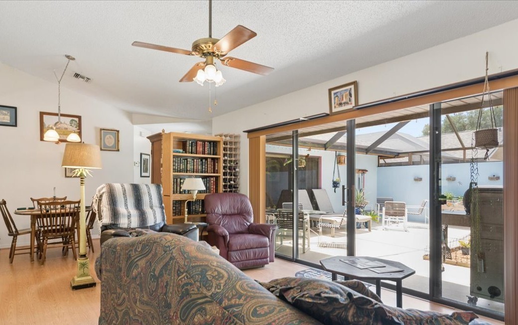6287 N Mirror Lake Drive 6287 — photo
