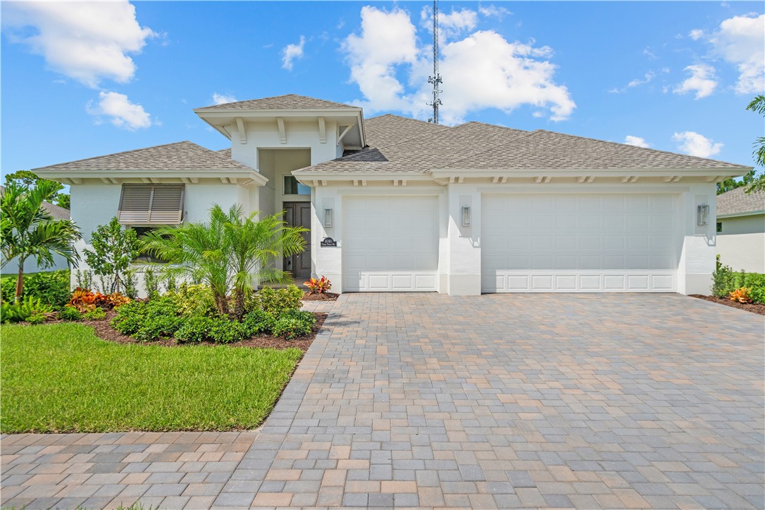 4090 Tower Pointe Way — photo