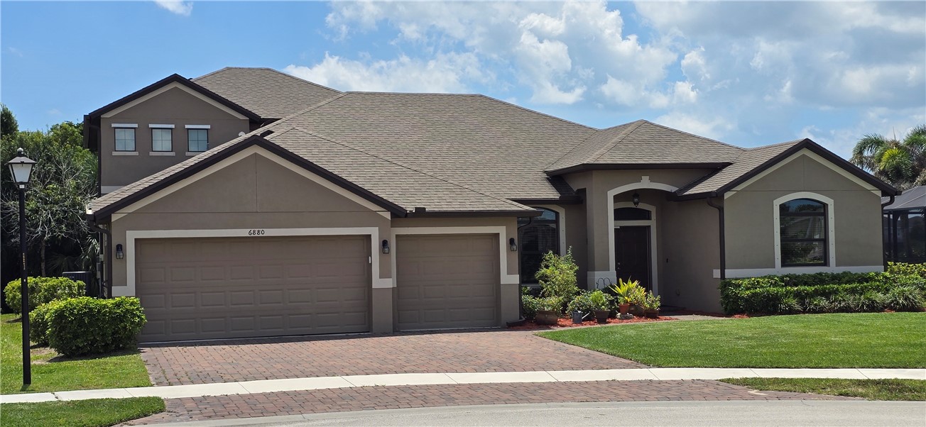 6880 Paola Court — photo
