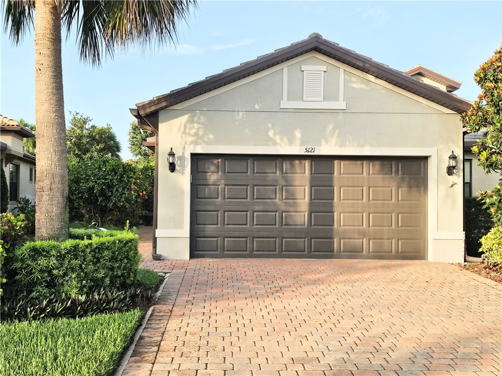 5121 Longhorn Drive — photo