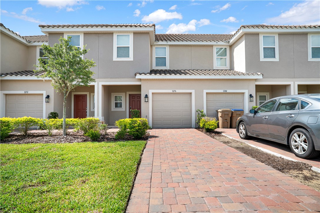 1276 Lago Vista Court — photo