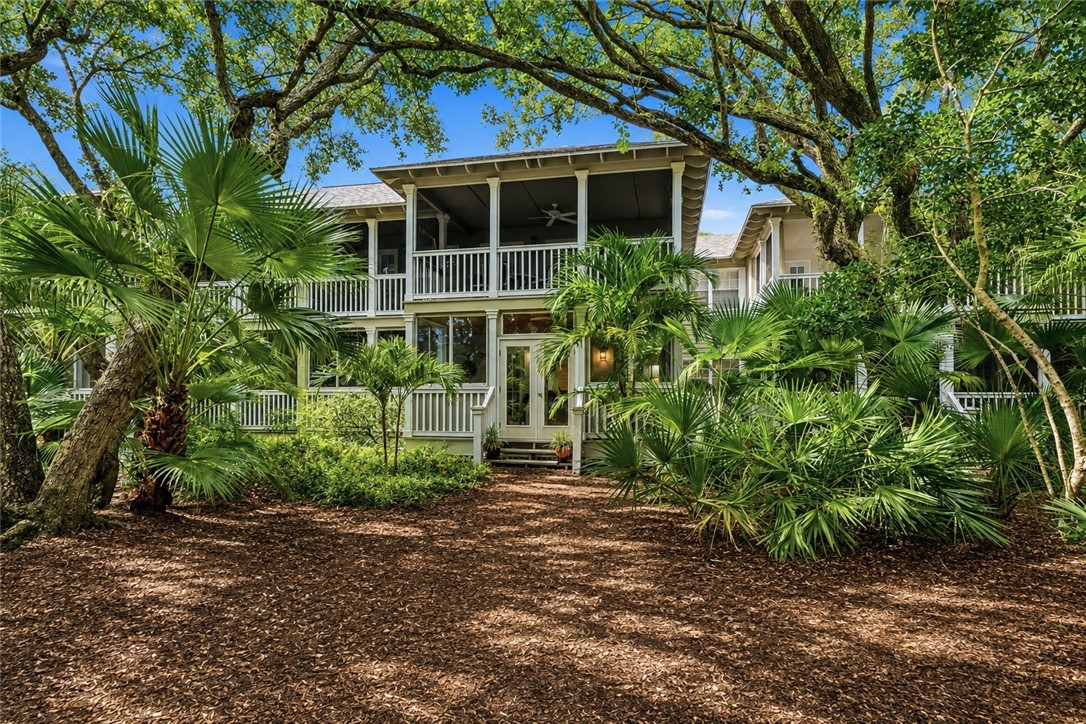 1195 Winding Oaks Circle E 303 — photo